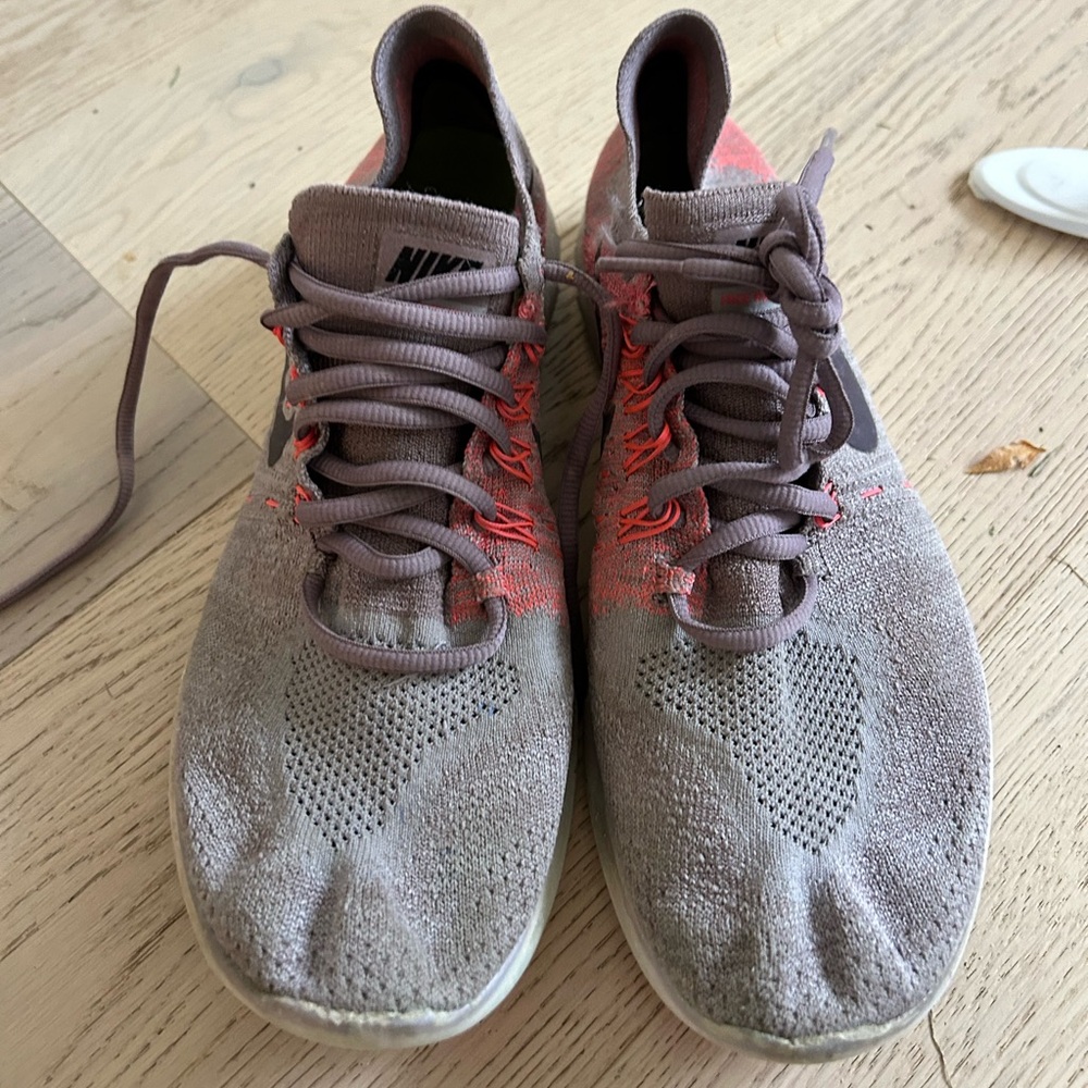 Women’s Nike sneakers great use condition